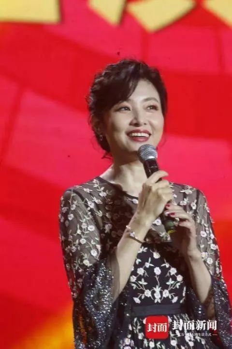 周涛任2020文联春晚总导演/上海16个区级融媒中心挂牌/《我是警察》发布丨资讯