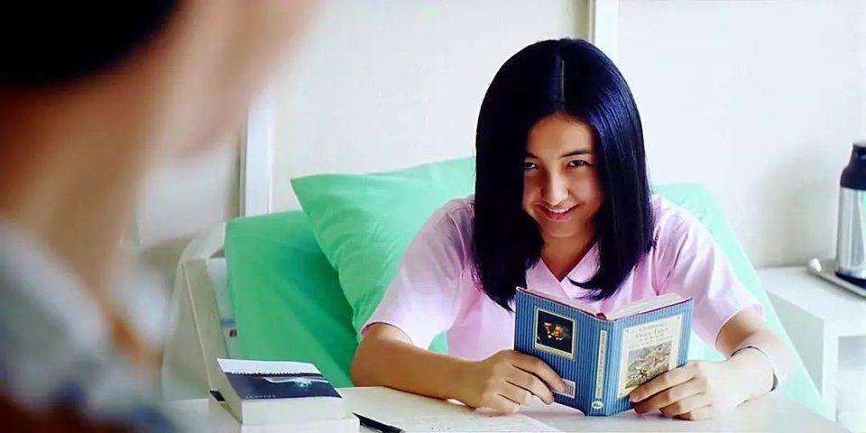 从张子枫文淇到赵今麦李庚希，“00后小花”们未来的路该怎么走