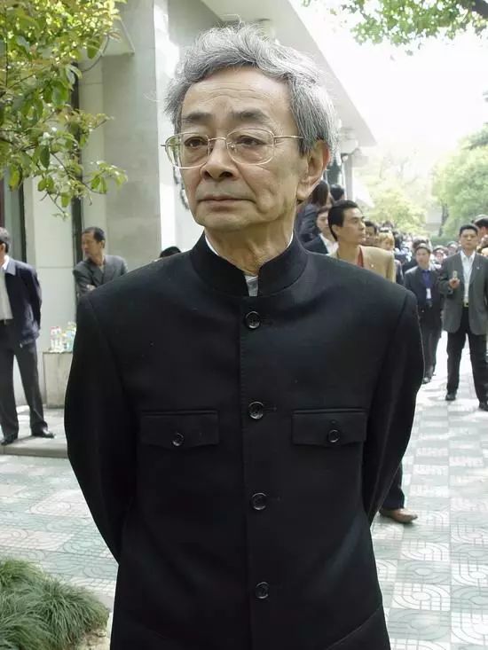 追忆恩师吴贻弓：终究，月随人归