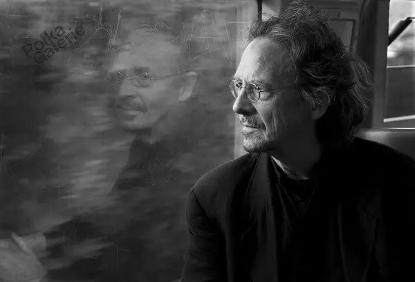 当孩子还是孩子时,他心中有个清晰的天堂影像,但如今却只能拼命地猜测它的样子