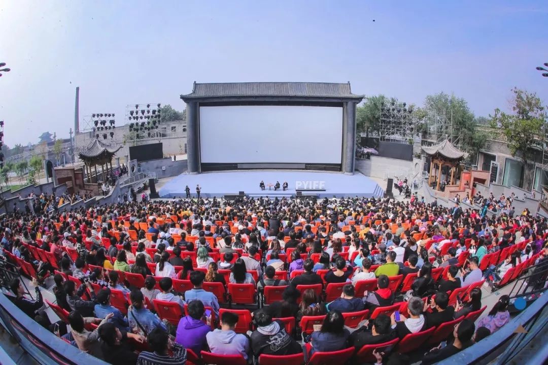 张艺谋：为了电影的每一秒