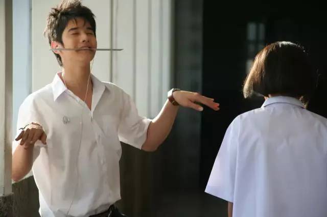 哈哈哈，连泰国人都来嘲笑国产翻拍烂了