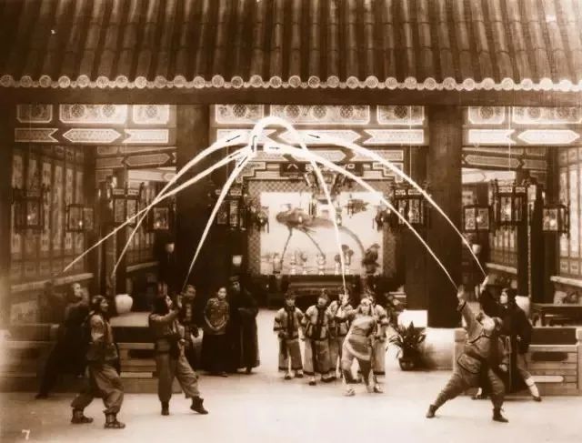 中国武侠90年：纪念金庸逝世一周年