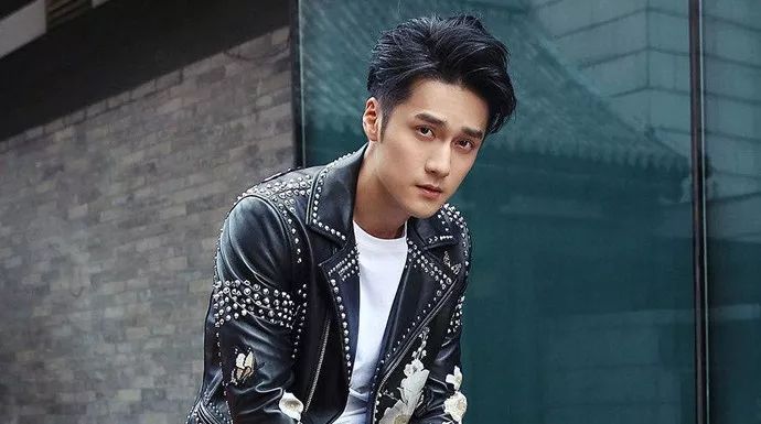 “家暴劲夫”重出江湖,道歉有用的话还要警察干什么!