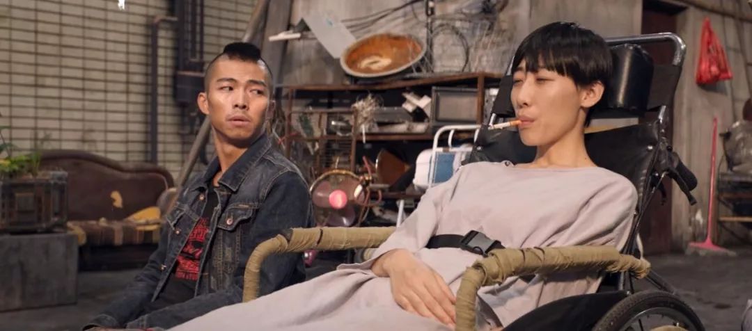 12月的电影院，有一部隐藏的“超级英雄”片