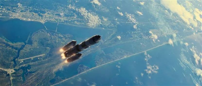 穿越星际三十年：IMAX与太空的故事