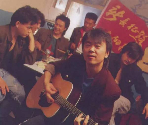 一些音乐终将「老去」，但总有音乐「正年轻」